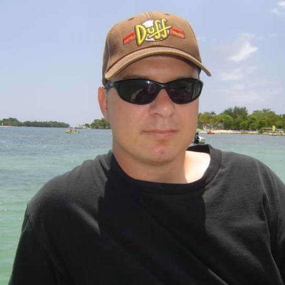 I am here to sell a little of this and that - Picture 1 of 4